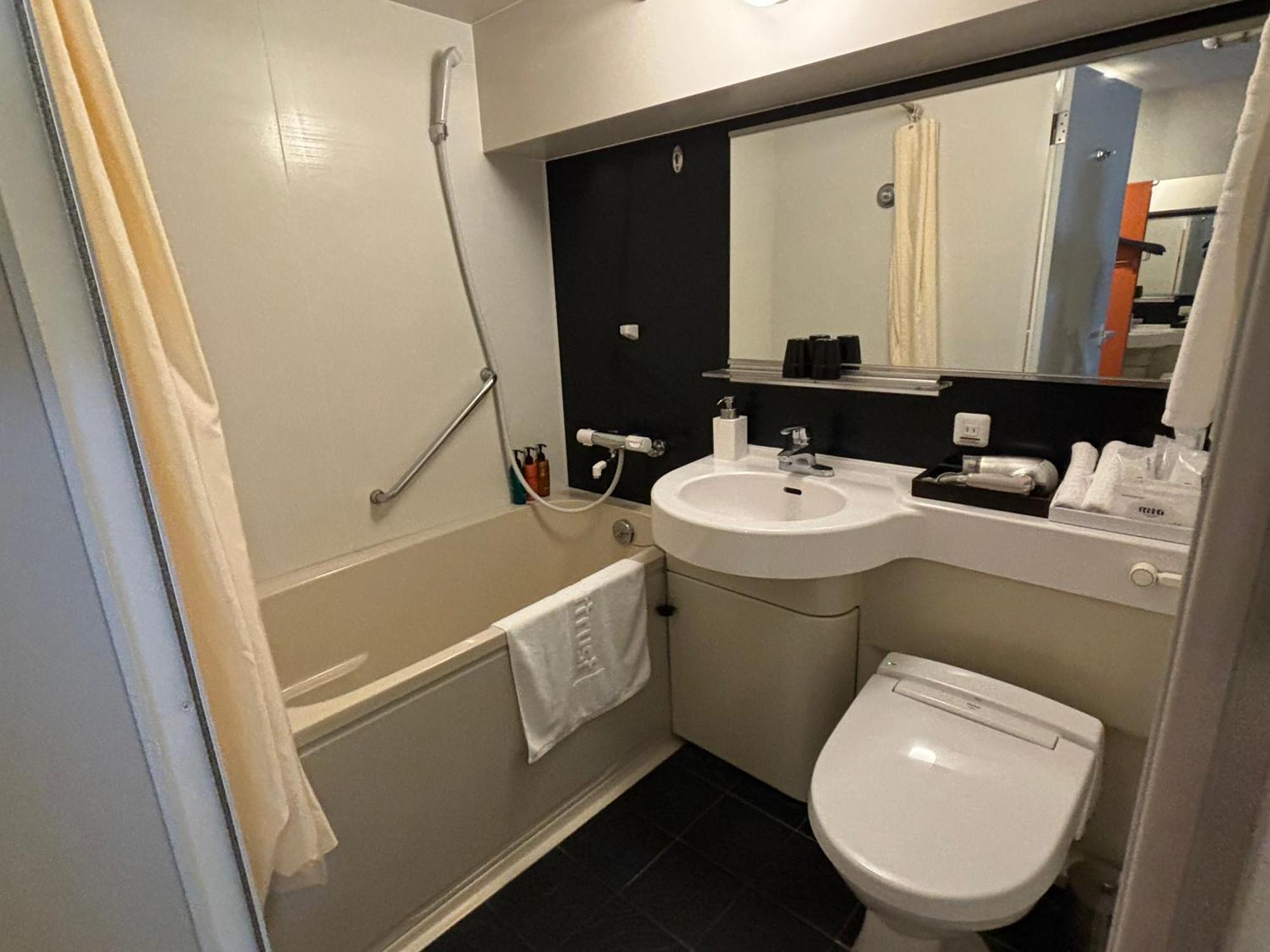 Sunflex Hotel 4*